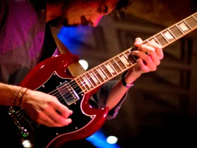 Carnival Glory - Entertainment