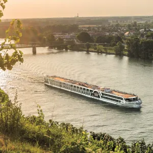 Amadeus River Cruises