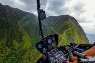 Hawaii Robinson R44
